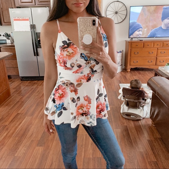 VENUS Tops - Venus | White floral tank top size small
